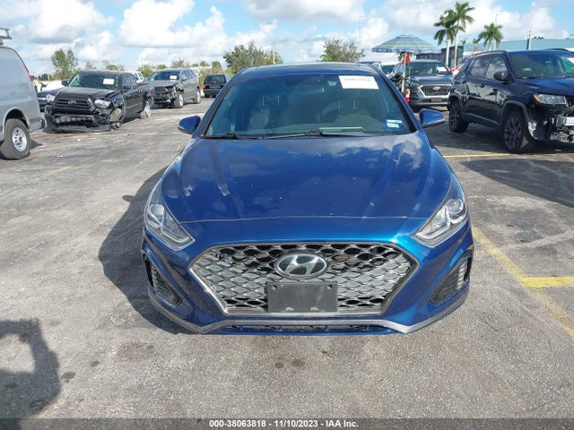 2019 Hyundai Sonata Sport მანქანა იყიდება აუქციონზე, vin: 5NPE34AFXKH744301, აუქციონის ნომერი: 38063818