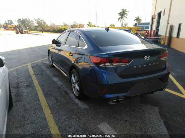 2019 Hyundai Sonata Sport მანქანა იყიდება აუქციონზე, vin: 5NPE34AFXKH744301, აუქციონის ნომერი: 38063818