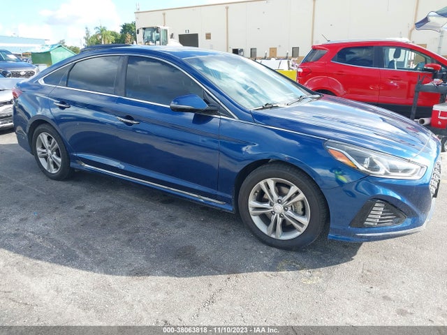 2019 Hyundai Sonata Sport მანქანა იყიდება აუქციონზე, vin: 5NPE34AFXKH744301, აუქციონის ნომერი: 38063818