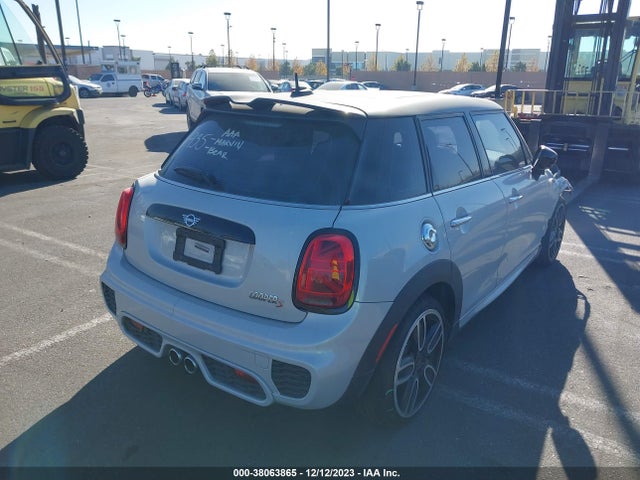 2021 MINI HARDTOP WMWXU9C07M2N02935 Photo 3