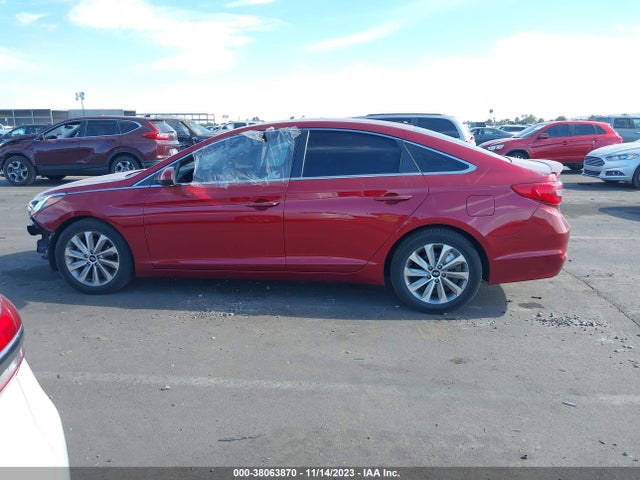 2015 HYUNDAI SONATA SE VIN: 5NPE24AF1FH106723