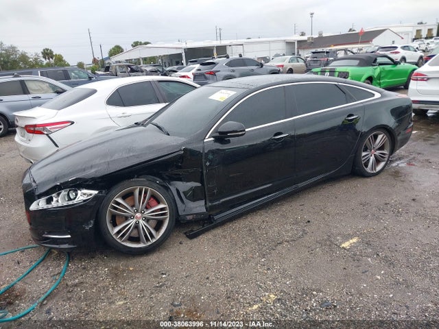 2015 JAGUAR XJ SAJWA2GT2FMV84567 Photo 1