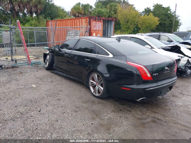 2015 JAGUAR XJ SAJWA2GT2FMV84567 Photo 2