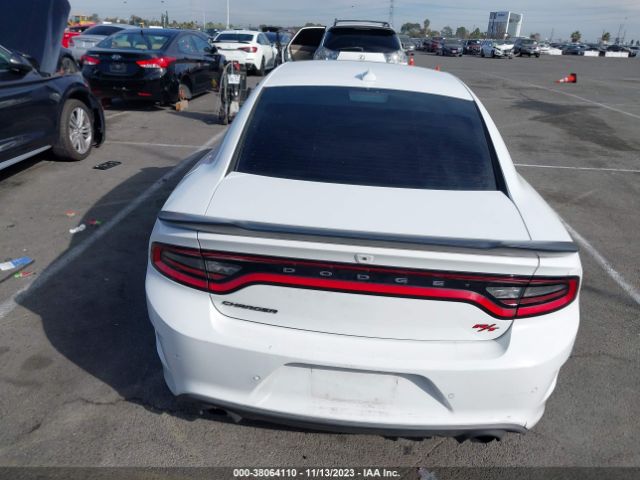 2C3CDXGJ0JH210737 Dodge Charger R/t Scat Pack Rwd