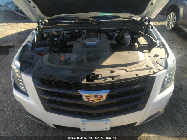1GYS4BKJ6JR357950 Cadillac Escalade Luxury