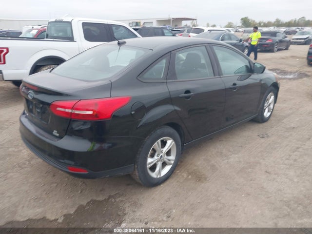 2018 FORD FOCUS SE VIN: 1FADP3FE3JL311851