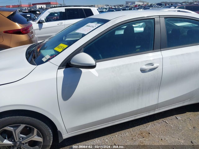KIA Forte Lxs 2021 3KPF24AD0ME404667 Image 14