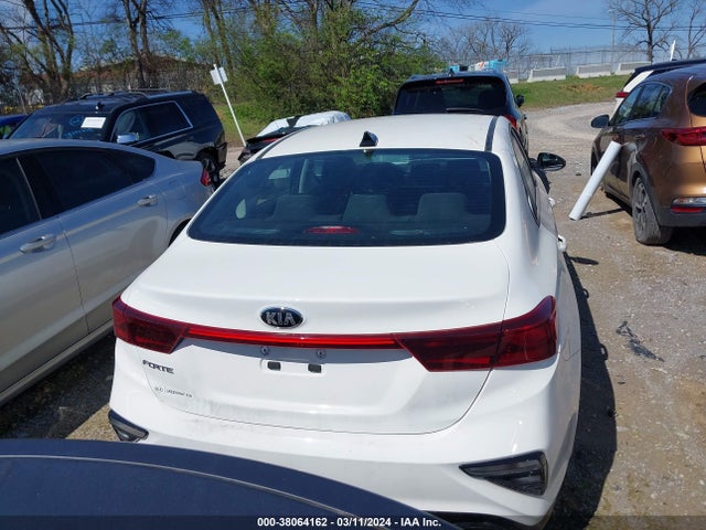 KIA Forte Lxs 2021 3KPF24AD0ME404667 Image 16