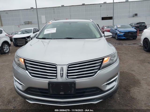 2016 LINCOLN MKC SELECT VIN: 5LMCJ2C95GUJ05676