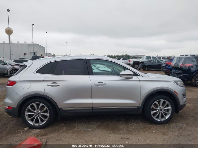 2016 LINCOLN MKC SELECT VIN: 5LMCJ2C95GUJ05676