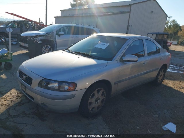 2002 VOLVO S60 2.4T VIN: YV1RS58D322116526