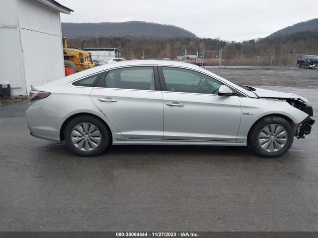 2016 HYUNDAI SONATA HYBRID SE VIN: KMHE24L12GA037272