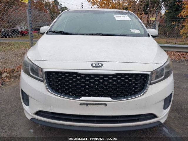 KNDMB5C16F6068595 KIA SEDONA LX