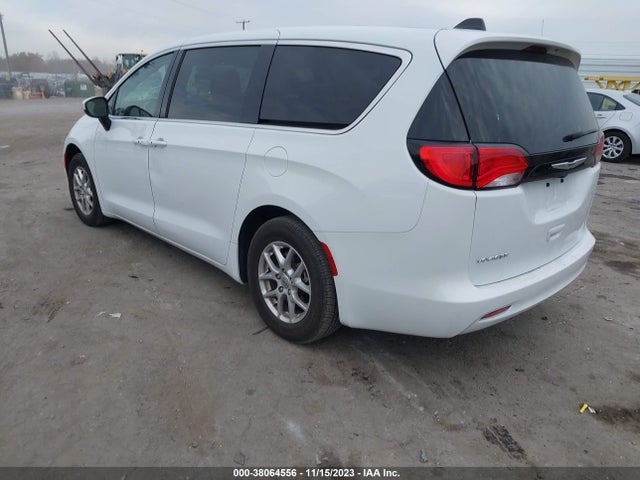 2C4RC1CG5NR226500 Chrysler Voyager Lx