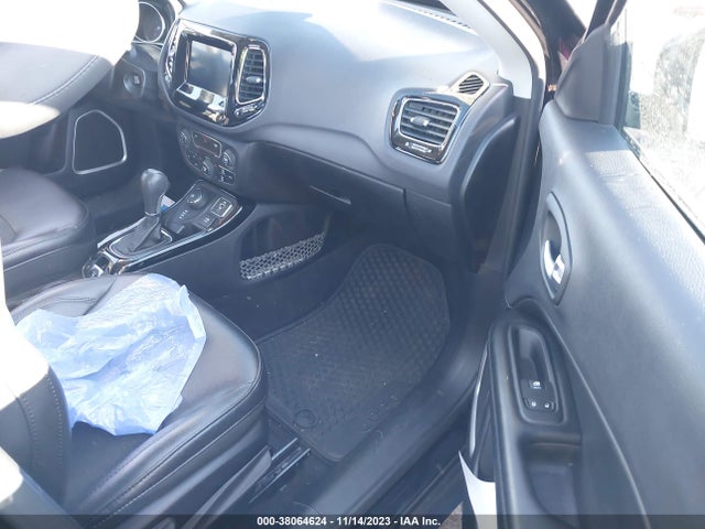 2018 JEEP COMPASS ALTITUDE VIN: 3C4NJDBB8JT395557
