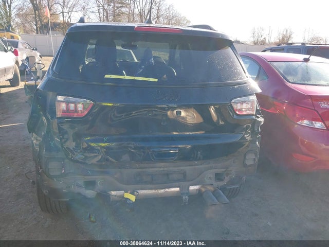 2018 JEEP COMPASS ALTITUDE VIN: 3C4NJDBB8JT395557