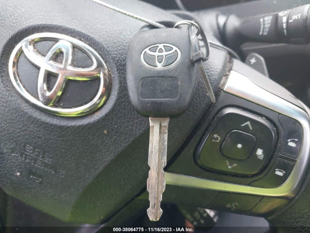 2015 TOYOTA CAMRY SE VIN: 4T1BF1FK6FU072503