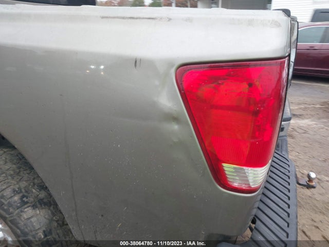 2007 NISSAN TITAN SE VIN: 1N6BA07A17N229933