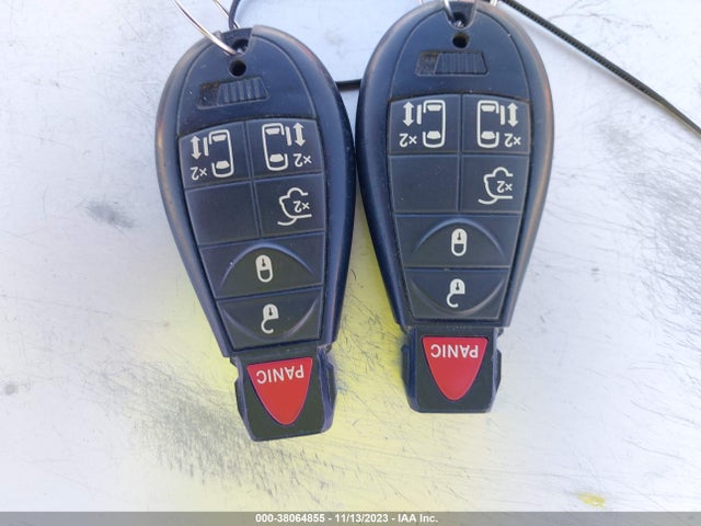 2C4RC1BG4GR165063 Chrysler Town & Country Touring