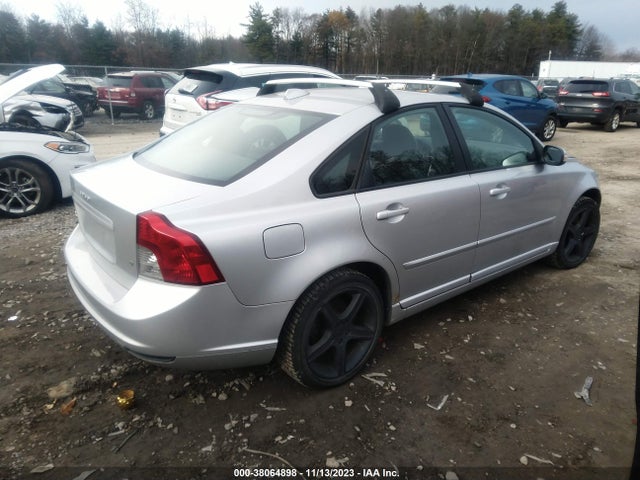 2008 VOLVO S40 2.4L VIN: YV1MS390082387305