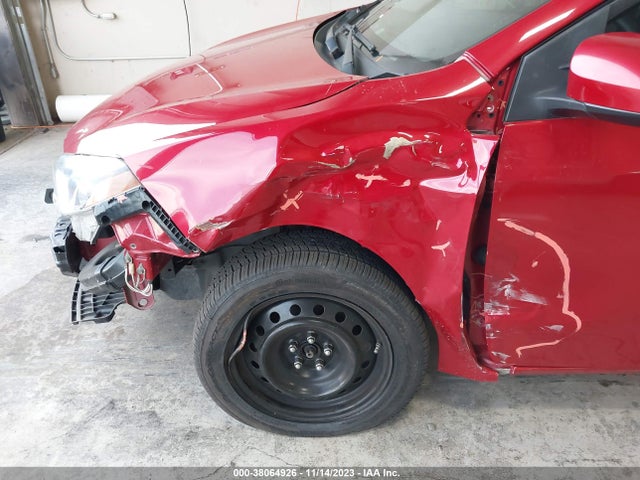 2016 TOYOTA COROLLA LE VIN: 2T1BURHE2GC685538