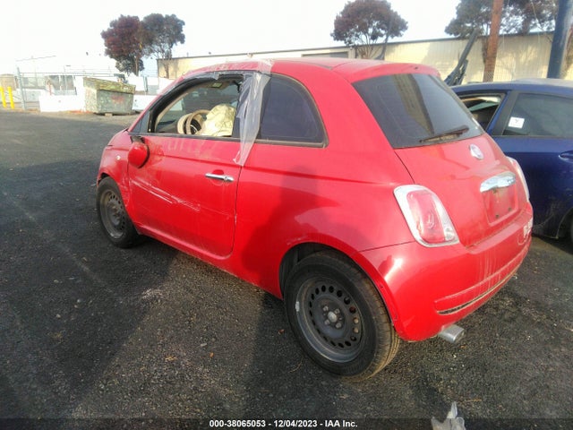 2015 FIAT 500 3C3CFFAR0FT507704 Photo 2