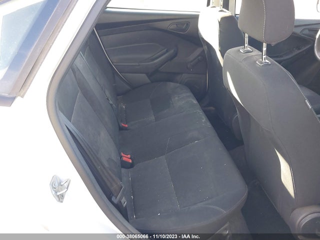 Ford FOCUS S 2018 1FADP3E26JL225022 Image 8