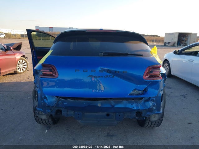 2018 PORSCHE MACAN WP1AG2A5XJLB62075 Photo 5