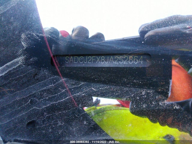 2018 JAGUAR F-PACE SADCJ2FX8JA252864 Photo 8