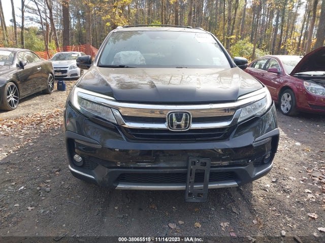 2019 HONDA PILOT TOURING VIN: 5FNYF5H93KB029577