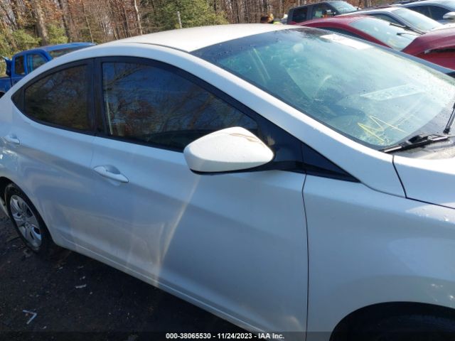 5NPDH4AE0GH706796 Hyundai ELANTRA SE