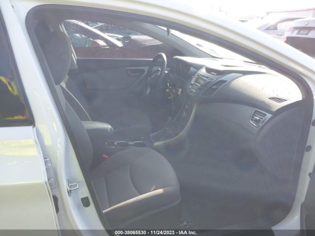 5NPDH4AE0GH706796 Hyundai ELANTRA SE