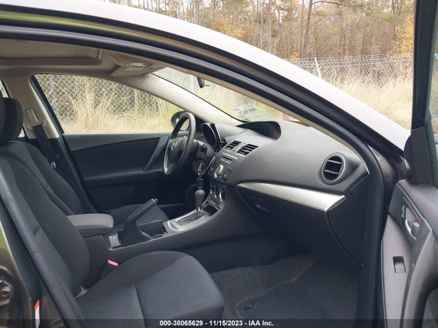 2011 MAZDA MAZDA3 I TOURING VIN: JM1BL1VF7B1464032
