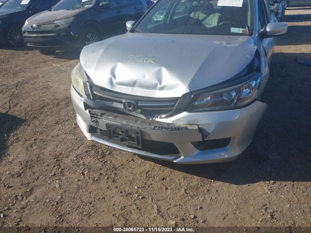 1HGCR2F38EA213359 Honda Accord Sedan Lx