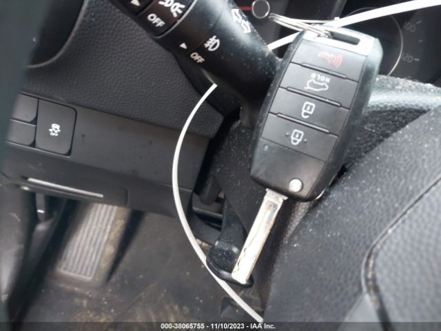 KNDJP3A56J7900907 KIA SOUL +