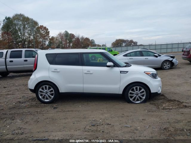 KNDJP3A56J7900907 KIA SOUL +