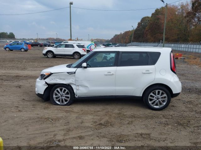 KNDJP3A56J7900907 KIA SOUL +