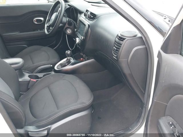 KNDJP3A56J7900907 KIA SOUL +