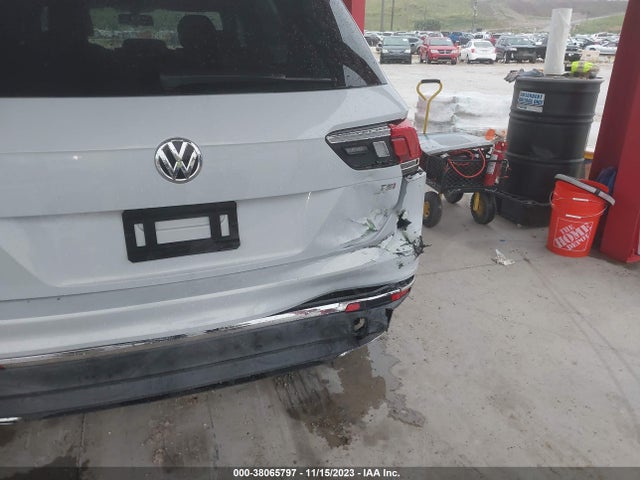 2018 VOLKSWAGEN TIGUAN 2.0T SE/2.0T SEL VIN: 3VV3B7AX5JM018344