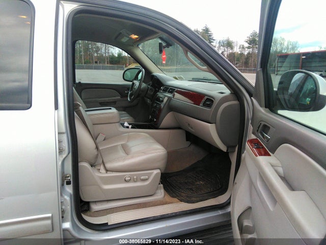 Chevrolet Tahoe Lt 2014 1GNSKBE0XER139585 Image 5
