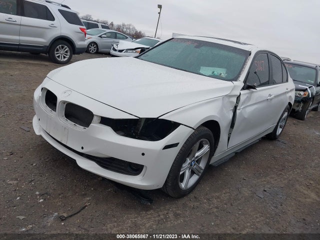 BMW 328i Xdrive 2014 WBA3B5G51ENS08675 Image 2