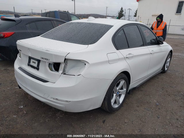 BMW 328i Xdrive 2014 WBA3B5G51ENS08675 Image 4