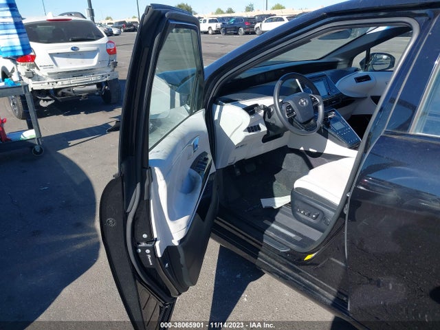 Toyota Mirai 2018 JTDBVRBD0JA005368 Image 5
