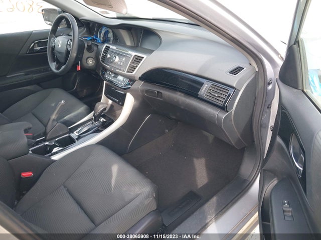 Honda ACCORD LX 2017 1HGCR2F32HA230405 Image 5