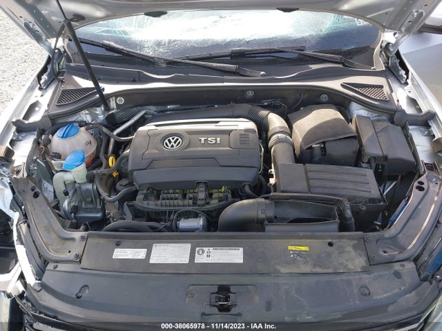 1VWBT7A37HC075349 Volkswagen Passat 1.8t Se