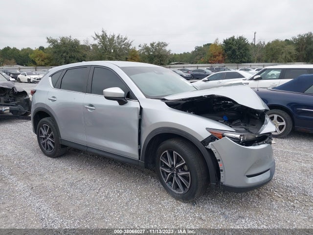 2018 MAZDA CX-5 TOURING VIN: JM3KFACM0J0316745