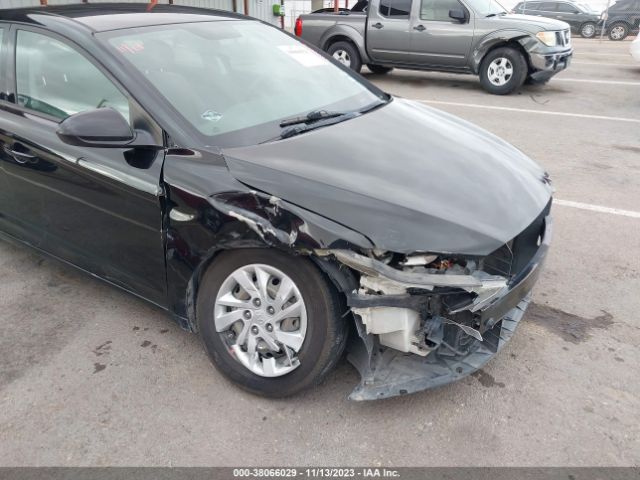 KMHD74LF2JU589045 Hyundai ELANTRA SE