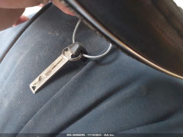 5YFBURHE7HP634554 Toyota COROLLA SE