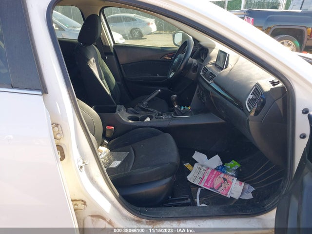 Mazda Mazda3 I Touring 2015 3MZBM1L75FM159515 Image 5