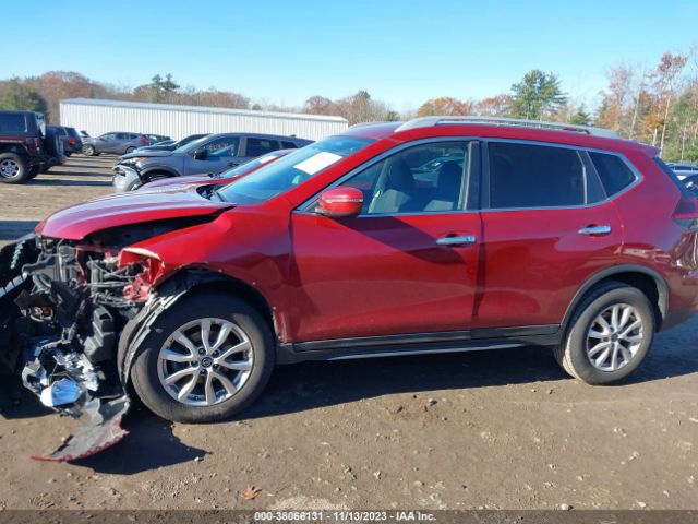 5N1AT2MV4JC721818 Nissan ROGUE SV